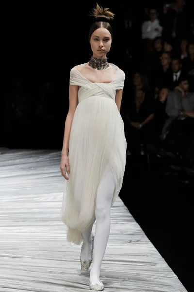 Look 37